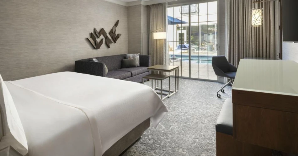 Top Hotels Within Walking Distance of Stanford University